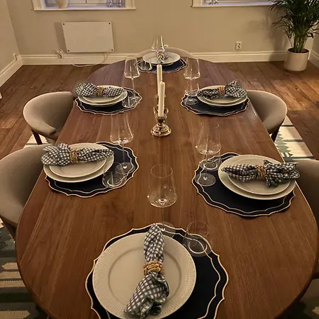 Whole At Bislett, * Oslo