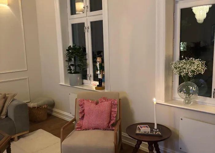 Whole At Bislett, Apartment *